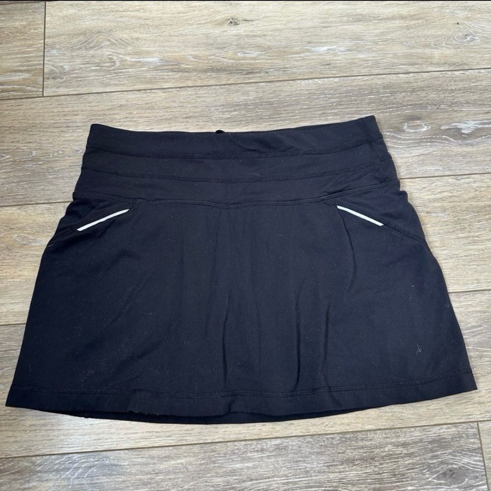 Athleta Black Athletic Skort with Zipper Pockets Sz S